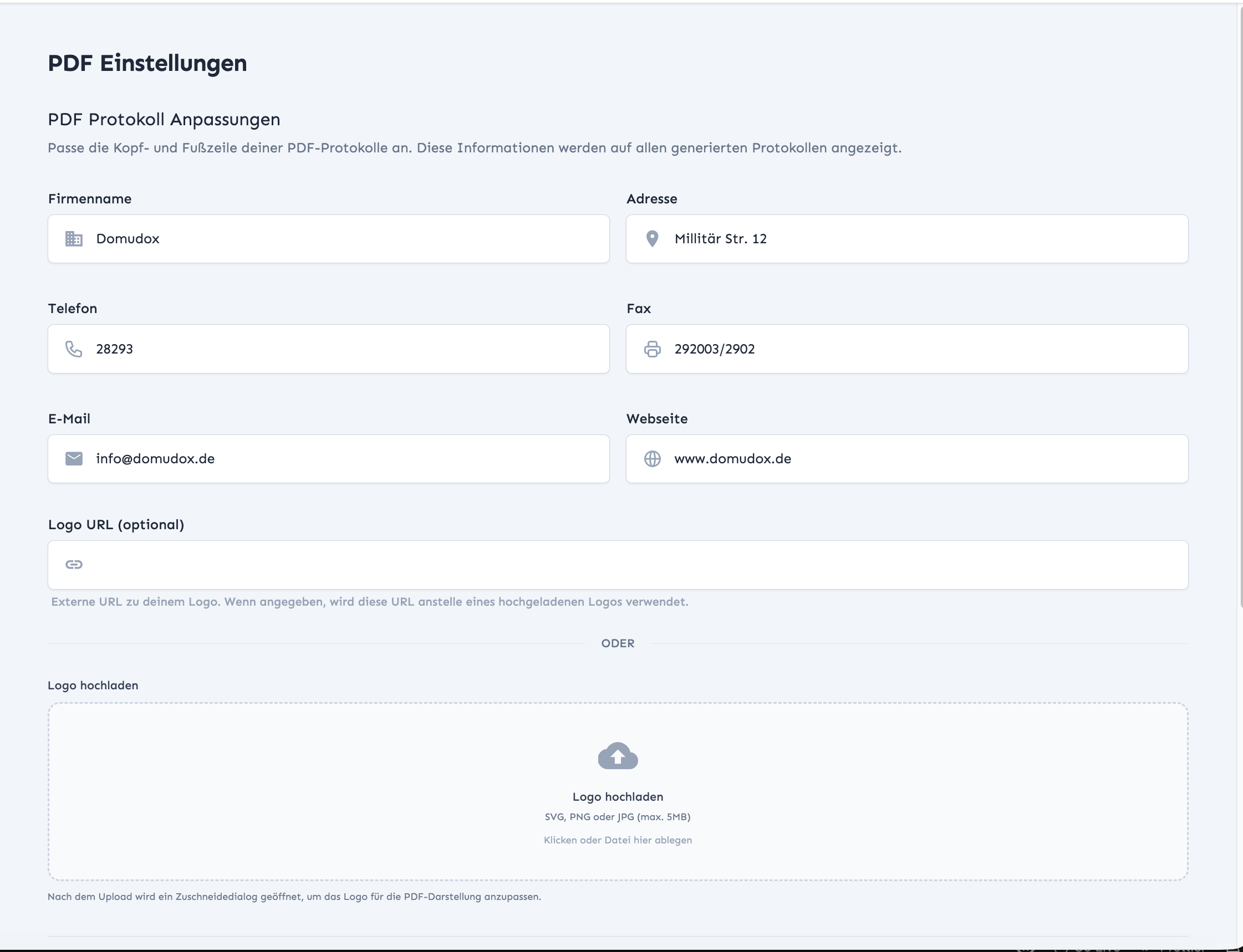 PDF-Einstellungen mit Logo-Upload und Vorschau eines Protokoll-PDFs mit Firmenlogo